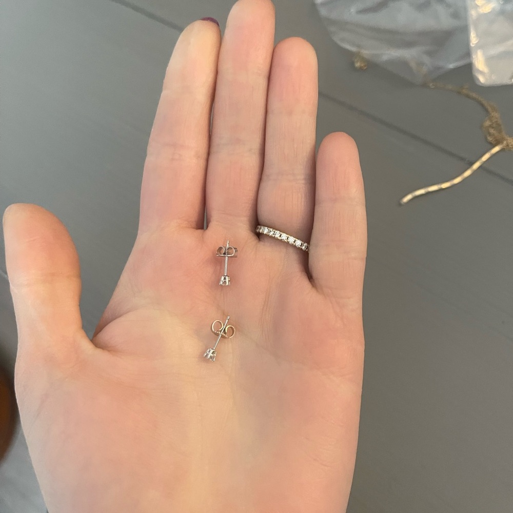 14k small diamond studs